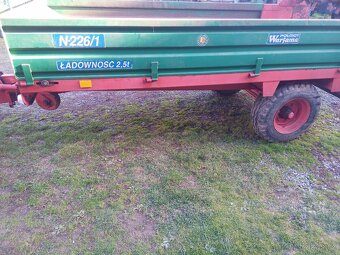 ROZMETADLO  HNOJE 2,5T - 5