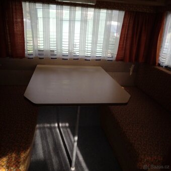 Maly karavan Wilk 320  Nemecke doklady Beroun - 5