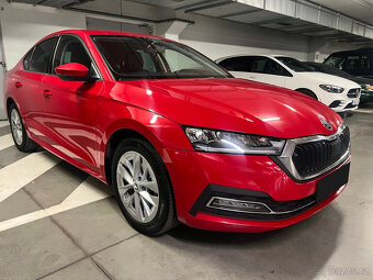 Škoda Octavia 2.0TDi 110kW DSG Style Plus, Red Velvet - 5