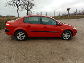 Renault Megane 1.6 - 5
