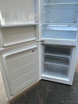 Dobrý den prodám ledničku ETA - 5