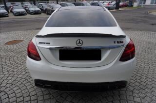 Mercedes-Benz Třídy C 4,0 AMG C63 S - 5