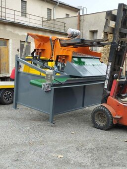 PROFESIONÁLNÍ TŘÍDIČKA ZEMINY A KAMENE Dvousítný . - 5