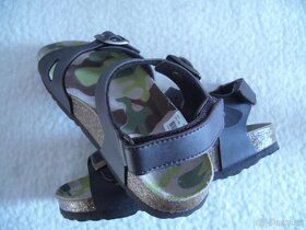 N.ové kvalitní kožené sandály /sandále od Bati vel.32 - 5