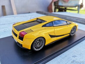 Lamborghini Gallardo 1:18 AutoArt - 5