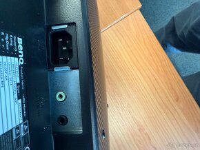 Prodám monitor BENQ GL 2260-T jako nový, nepoužívaný - 5