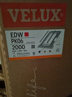 nove Velux okno GLL 1061 PK06 a 2Ks starší okna 1ks NOVÉ - 5