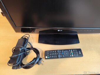Prodám TV LG22LV2500 - 5