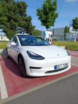 Tesla model 3 standard plus 55 včetně DPH - 5