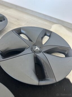 Poklice Tesla 3 18” - 5