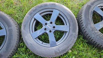Prodam kompletní zimní sadu kol 215/65R17 - 7Jx17 - 5