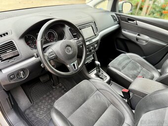Volkswagen Sharan Highline DSG 7 míst Intg.sed Tažné Webasto - 5