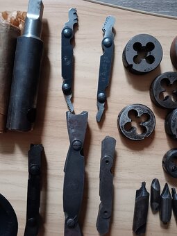 Závitníky ,závitové očka, měrky atd. - 5