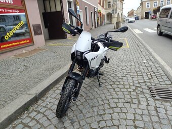 Benelli BKX 125, záruka 4 roky, - 5