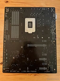 GIGABYTE Z270-Gaming K3 pro 6+7Gen.Intel Socket 1151 Funkční - 5