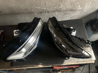 Prodám přední světla Audi a6 c7 4g face - 5