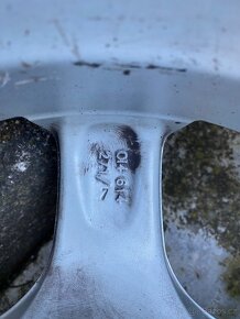 Alu kola DOTZ 5x100 ET 33 - 5