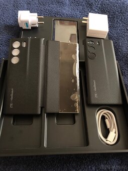 ZTE Axon 40 Ultra 12/512 ZTE Axon 40 Ultra Space Edition - 5