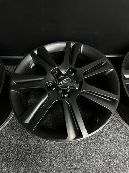 Alu Audi 5x112 17” 8K0601025N - 5