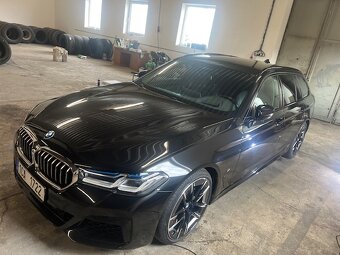 BMW 530 d xDrive M Sport 20 ZollPanoLaserHuD360 - 5
