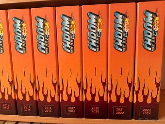 KOMPLETNÍ SBÍRKA Chrom a plameny 2007–2026 - 5