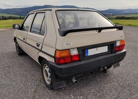 Škoda Favorit 136 L, 46 kW, hnědá pastelová, reg. 1989 - 5