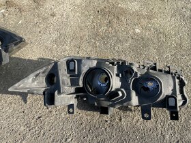 Přední světla na Renault Megane II (2002-2005) - 5