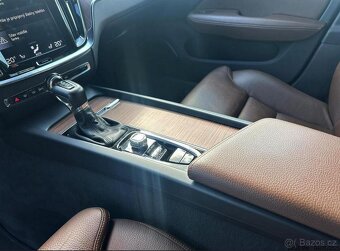 Volvo V60 D3 2.0L 150k Momentum Geartronic - 5