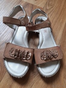 kožené sandále Lasocki vel. 36 + žabky zdarma - 5