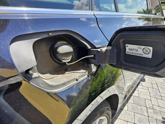 Prodám VW Passat 2.0 TDI, najeto jen 112.000 km - 5