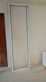 Prodám plastové balkonové dveře - 5