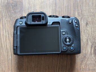 Canon EOS RP + RF 24-105mm f/4.0-7.1 IS STM a filtry, záruka - 5