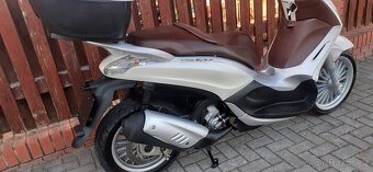 Piaggio beverly 300 (2013) - 5