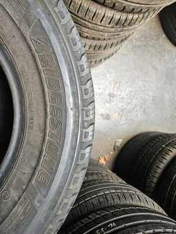 215/70R15C 109/107S Bridgestone Duravis R630 - 5