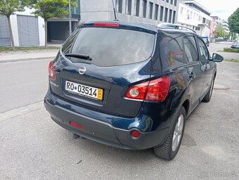 Nissan Qashqai 2,0 benzín 4x4 7 místné - 5