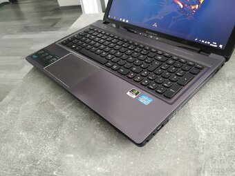 Lenovo IdeaPad Z580 - 5