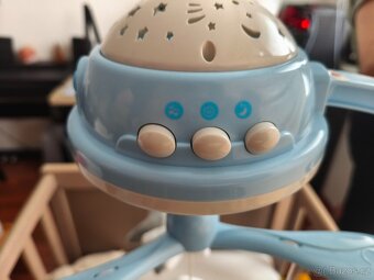 Kolotoč Canpol Babies plyšový s projektorem hvězdičky modrý - 5