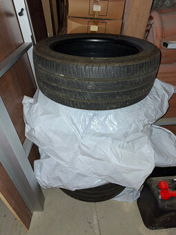 GoodYear Efficient Grip 235/50R 19C 111/109T - 5