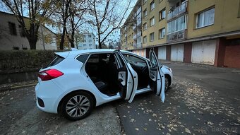 Prodej auta Kia Ceed II 1.4 TOP - 5
