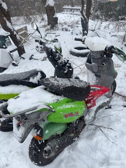 Prodám 2 skutri - 5