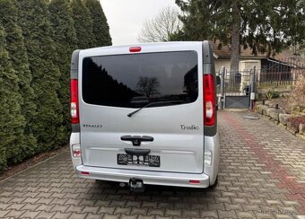 Renault Trafic 2,0DCi 9 Míst pravidel.servis nafta - 5