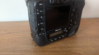 Nikon D5 110K - 5