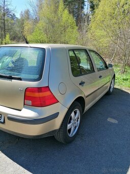 VW Golf - 5
