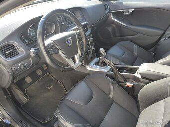 VOLVO V40 D3 110KW 5VÁLEC - 5