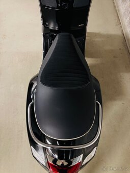 Vespa GTS 300 Super HPE, v záruce, 2600 km - 5