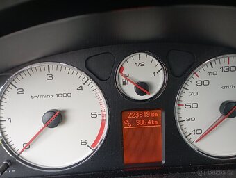 Peugeot 407sw - 5