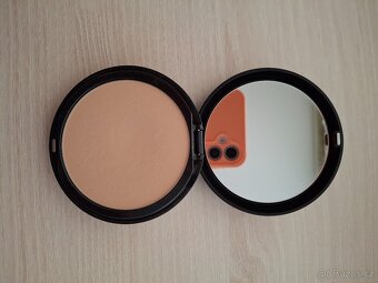 TUHÝ PUDR, zn. BARE MINERALS - 5