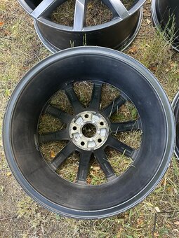 Originální alu disky MONTEREY R18 5x112 - 5