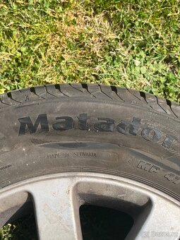 Pneu 195/65 R15 - 5