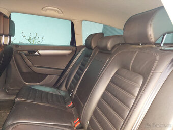 Volkswagen Passat - 5